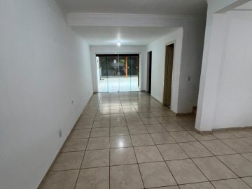 Casa em Condomínio para Locação